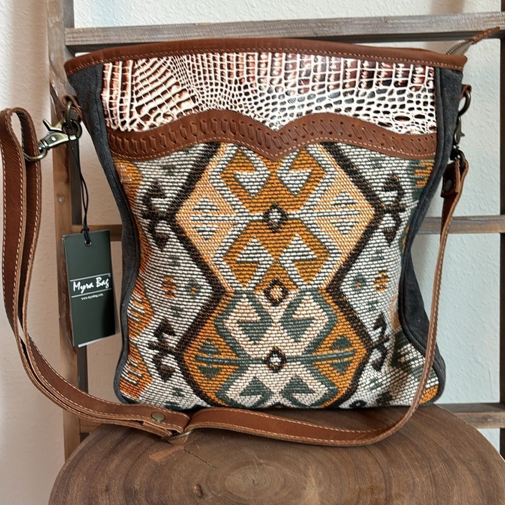Seneca Falls Shoulder Bag